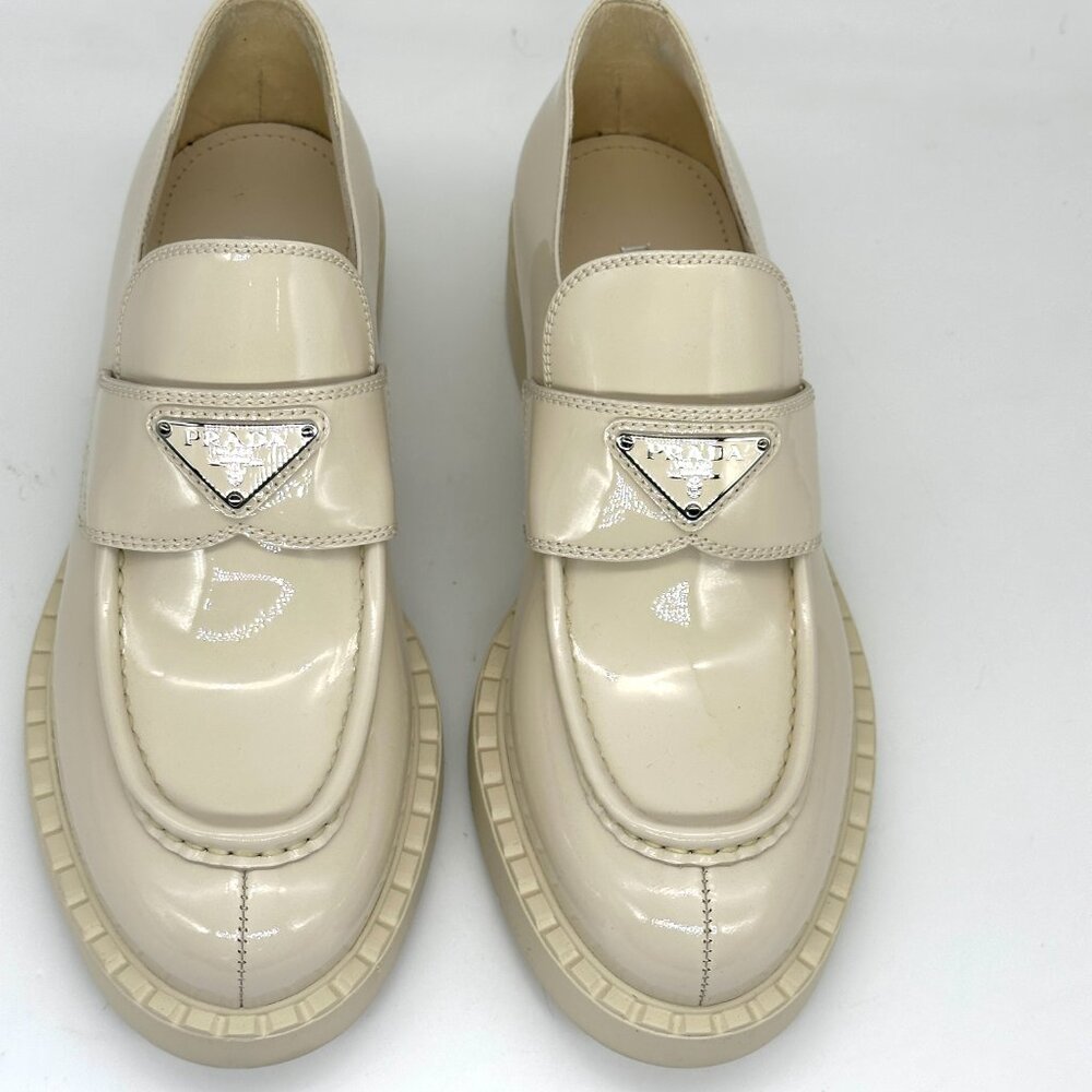 PRADA Triangle Logo Patent Leather Platform Loafers Drivers Flat Shoes - Picture 8 of 16